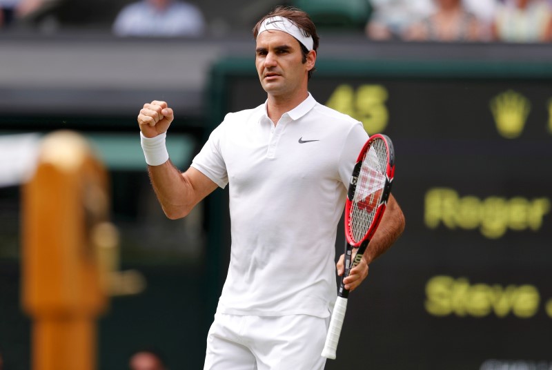 Federer y Serena avanzan a cuartos de Wimbledon, Radwanska eliminada