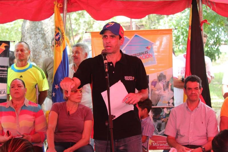 Capriles:  Nunca nos hubiésemos imaginado que tendríamos que ir a Colombia a buscar alimentos