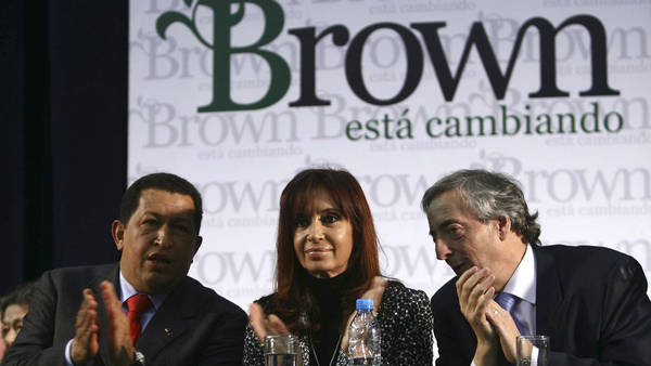 Sobrina de Kirchner niega lavado de activos mediante empresa familiar