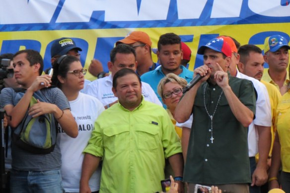 FOTO08 Capriles advirtió que si el CNE no responde el lunes, convocará a la toma de Caracas