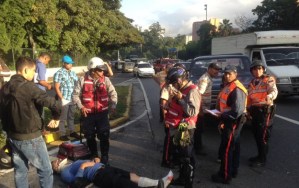 Accidente en Plaza Venezuela dejó un lesionado