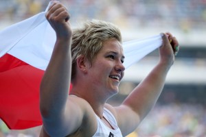 La polaca Wlodarczyk, oro y récord del mundo en martillo de Río 2016