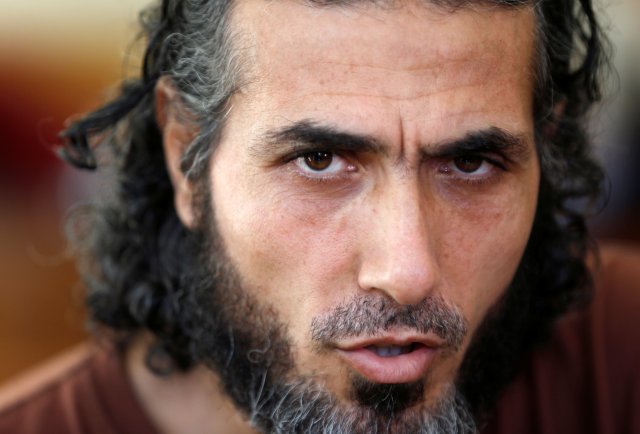 FILE PHOTO: Former Guantanamo Bay prisoner Jihad Ahmad Diyab looks on during an interview in Buenos Aires February 13, 2015. REUTERS/Enrique Marcarian/File photo