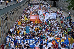 Unidad convocará a protestas en rechazo a condiciones del revocatorio