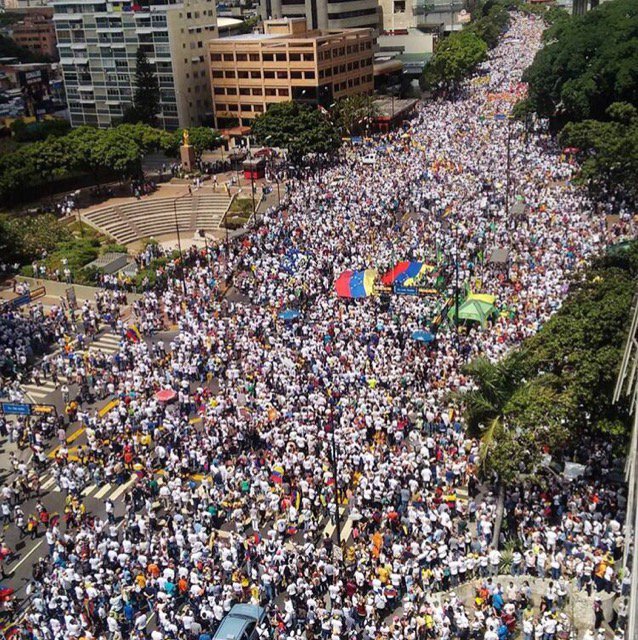 Análisis: La “Toma de Caracas” y la nueva amenaza proferida por la dictadura judicial por Allan Brewer-Carías
