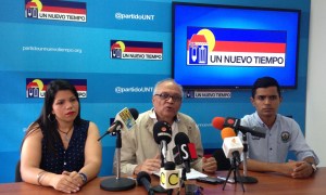 Vicente Bello advirtió que sería peligroso que el CNE cierre la puerta para un cambio pacífico y electoral