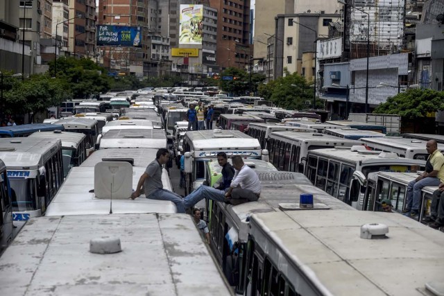 Transportistas quieren aumentar el pasaje a 300 bolívares o van a paro de transporte // Foto Archivo