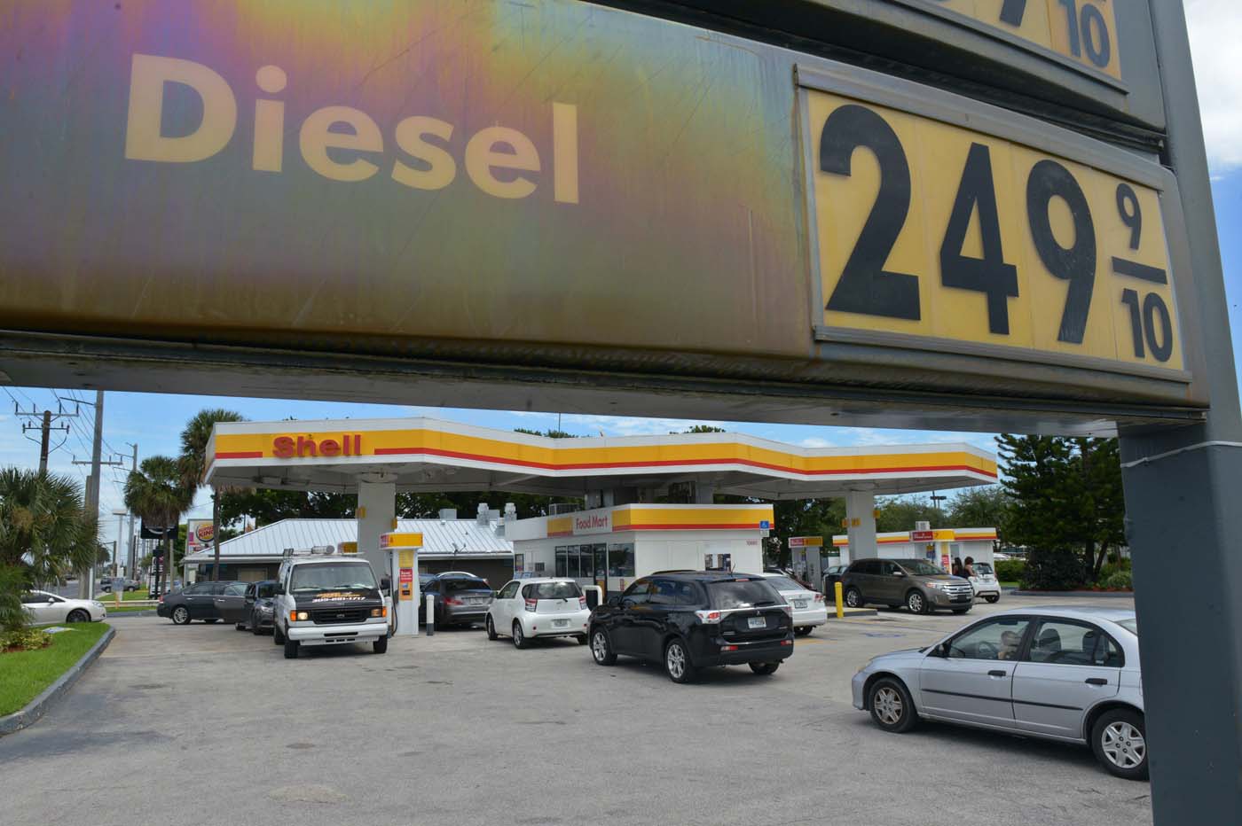 Pánico sobre el asfalto: el precio de la gasolina no deja de subir en EEUU