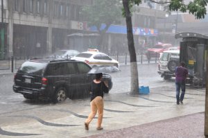 Inameh pronostica lunes de lluvias moderadas y débiles en gran parte del país