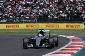 Lewis Hamilton logra la ‘pole position’ en GP de México de Fórmula 1
