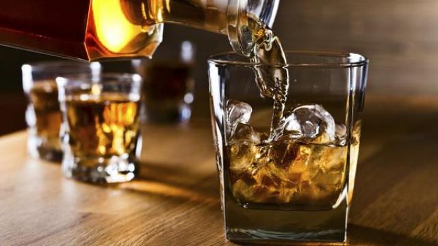 El whisky puro de malta escasea: su producción estará estancada de diez a quince años (iStock)