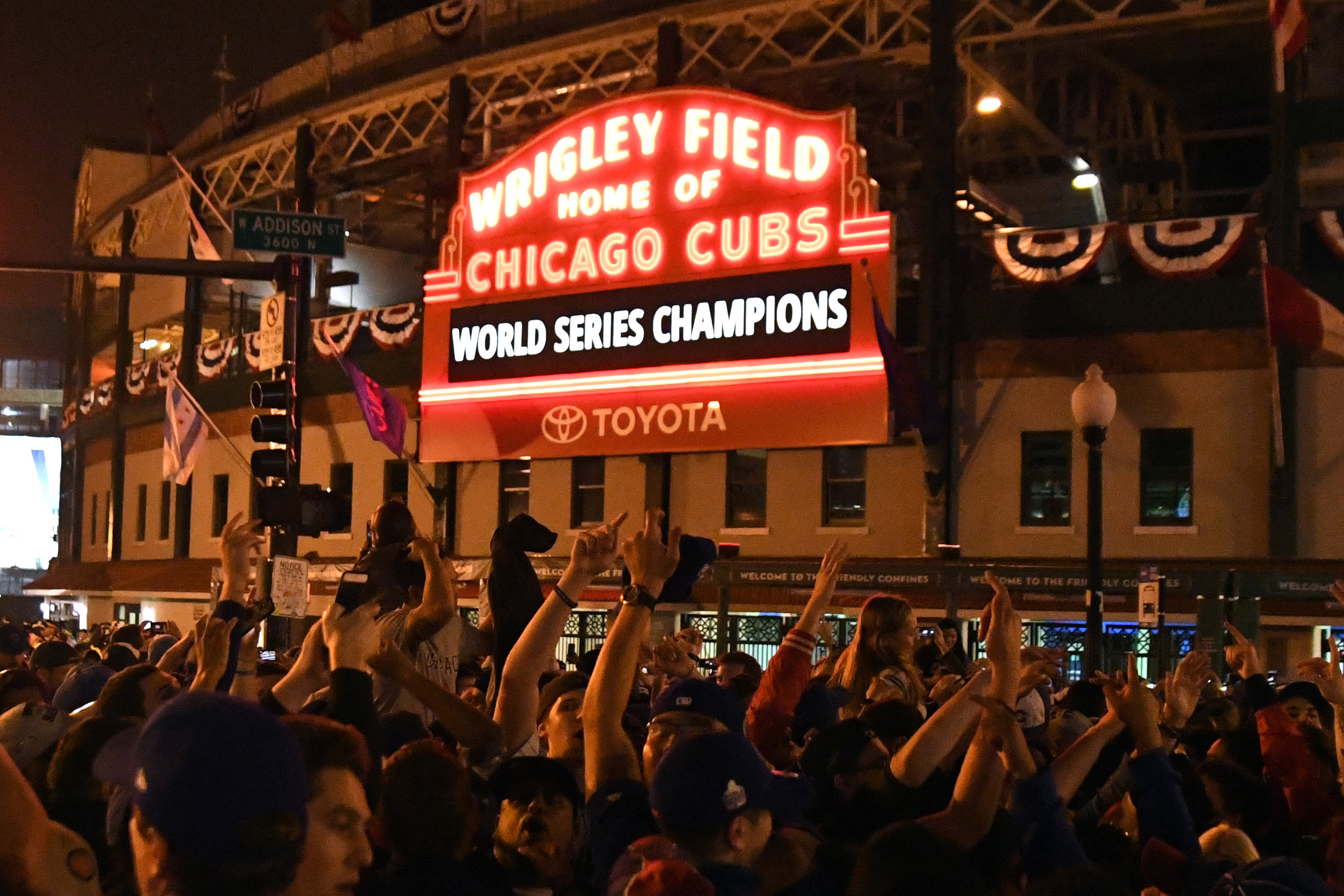 Chicago rendirá homenaje a Cachorros con desfile mañana