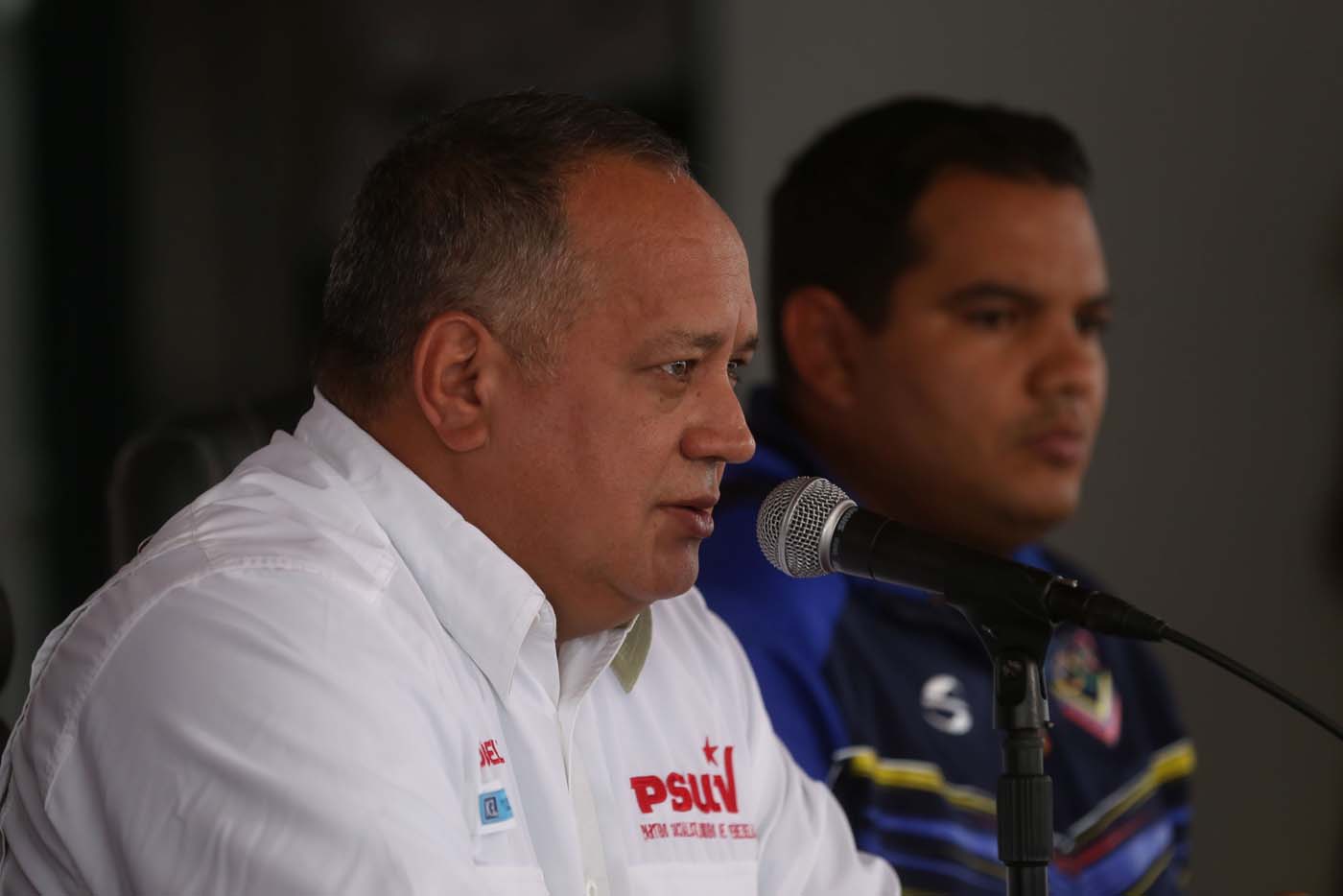 Cabello arremete nuevamente contra Vargas Lleras: Vaya a lavarse ese paltó (Video)