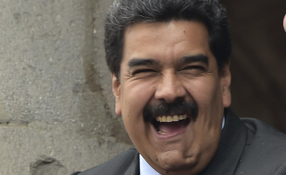 Según los cálculos de Maduro más de 300.000 personas viajaron al exterior en la temporada decembrina