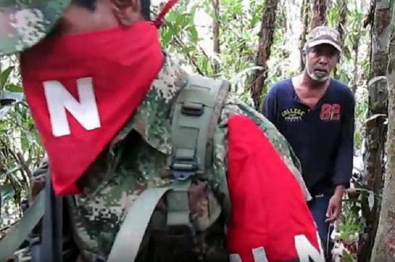 ELN deja en libertad a extranjero que tenía secuestrado en Colombia