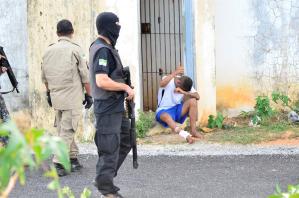 Encuentran tres túneles en cárcel brasileña amotinada desde hace una semana