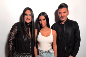 Zure Glam: La venezolana que estuvo con Kim Kardashian en Dubai