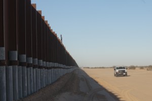 El muro de Trump con México: Solo 120 kilómetros para una frontera de 3.180