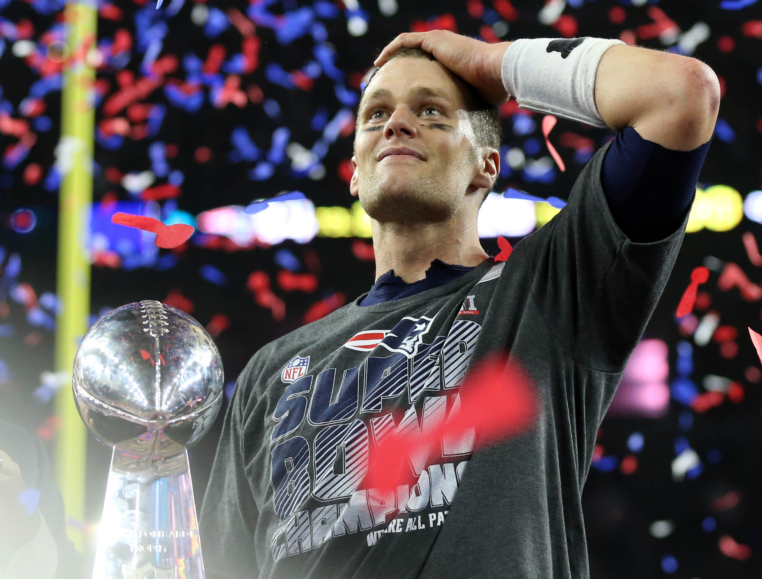 Brady reconoce que White mereció ser MVP y le dará camioneta del premio