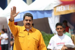Maduro: No habrá paz en Colombia si desestabilizan la revolución bolivariana (video)