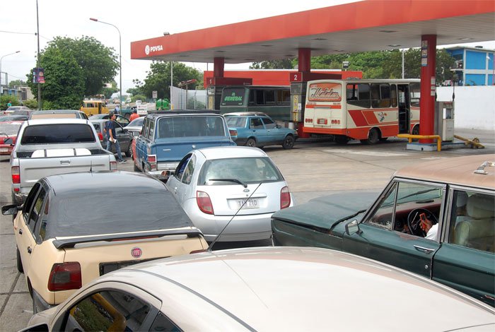 Vuelven los problemas con el suministro de gasolina en Barquisimeto este #13F