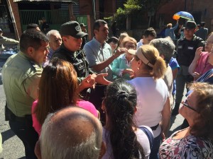 Vecinos de Piedra Azul protestaron por escasez de agua (Fotos)