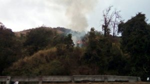 Reportan incendio en El Ávila
