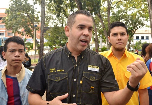 José Antonio Mendoza exhortó a Alcalde de Maturín a dar prioridad a los problemas del pueblo