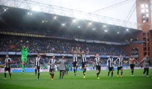 La Juventus da un paso más hacia el título y el Lazio se atasca en Cagliari