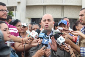 Leonardo Fernández: Más del 50% los marabinos son afectados por la falta de alumbrado público