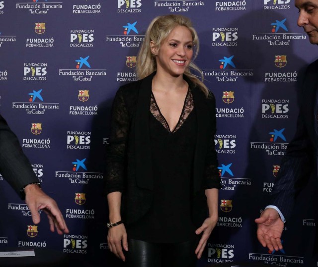 Colombian singer Shakira poses during a charity event with FC Barcelona at Camp Nou stadium in Barcelona, Spain March 28, 2017. REUTERS/Albert Gea