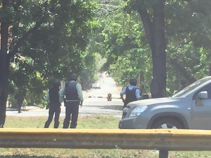 #10Abr: Protestan en la autopista del Este a la altura de Mañongo en Carabobo