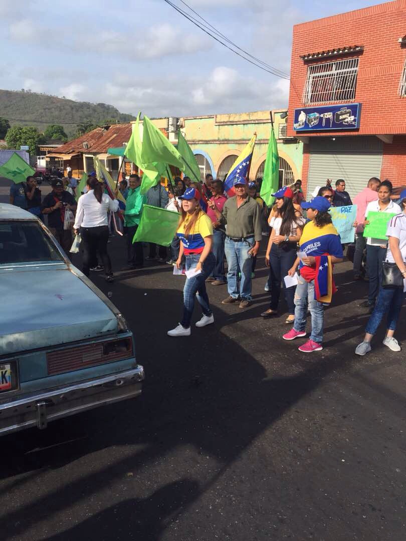 Upata ya en la calle para marcha contra la dictadura, el hambre y la miseria este #19Abr