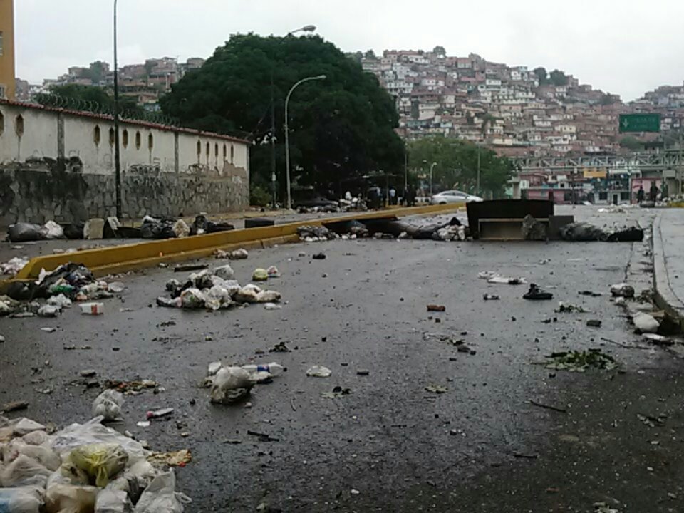 La Foto: Así quedó La Urbina tras la brutal represión #2May