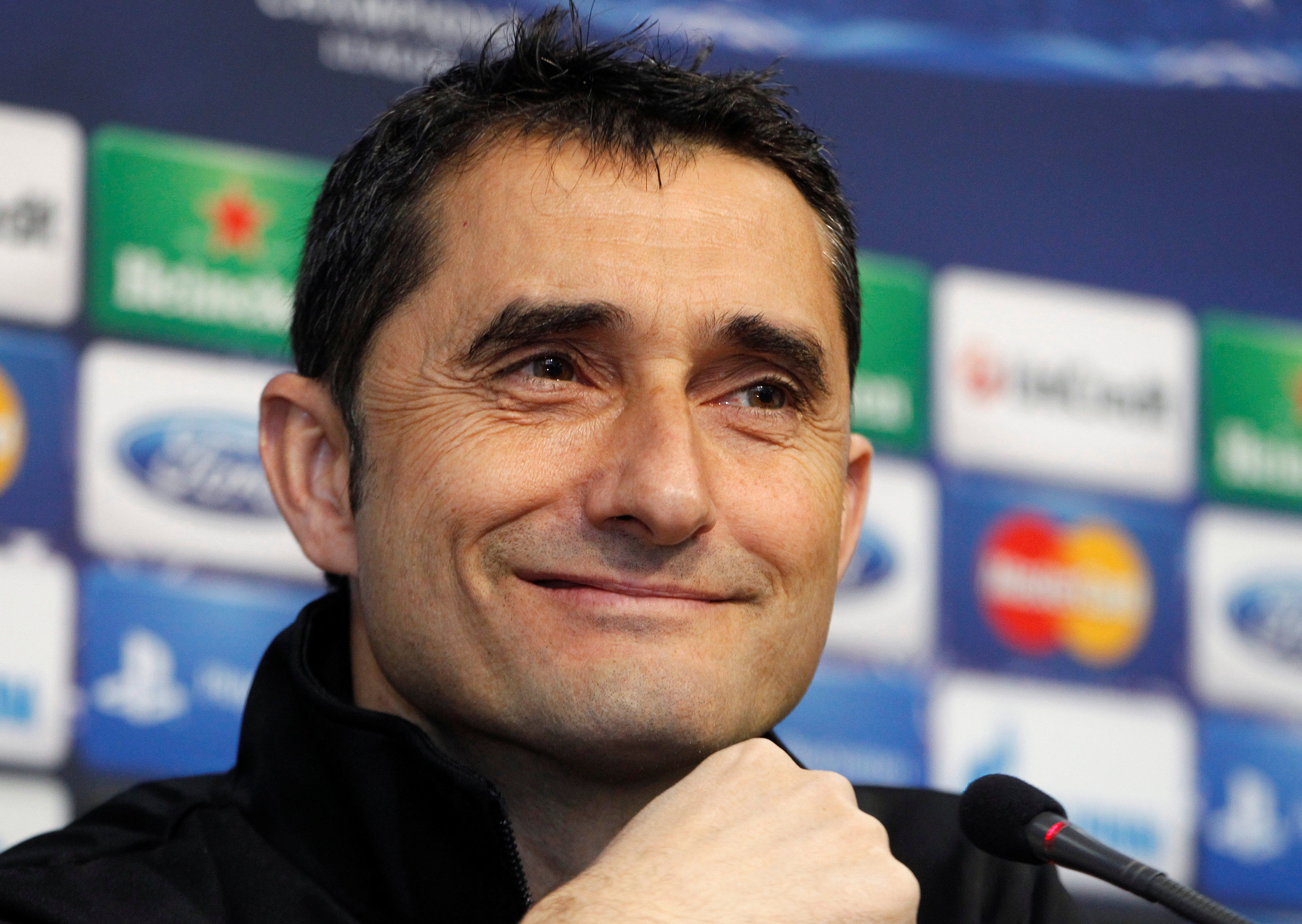 Barcelona nombra a Ernesto Valverde como su nuevo entrenador