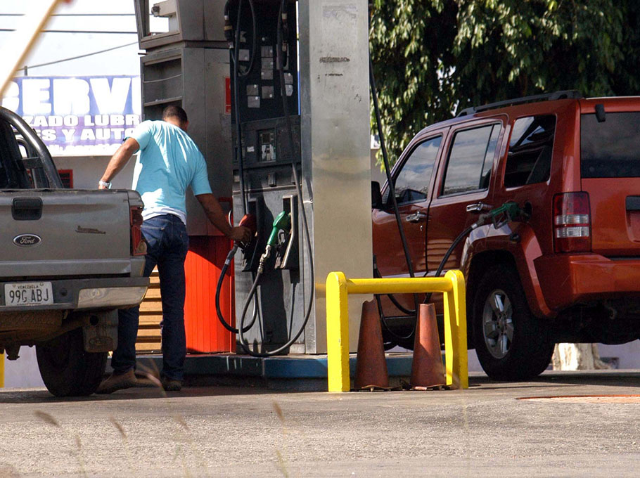 Estaciones de servicio amanecieron sin gasolina en El Tigre