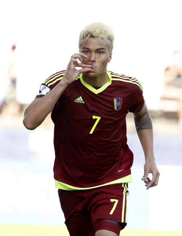  Adalberto Penaranda of Venezuela celebrates after scoring during the quarterfinals match of the FIFA U-20 World Cup 2017 between the USA and Venezuela, in Jeonju World Cup Stadium, South Korea, 04 June 2017. (Mundial de Fútbol, Corea del Sur, Estados Unidos) EFE/EPA/KIM HEE-CHUL