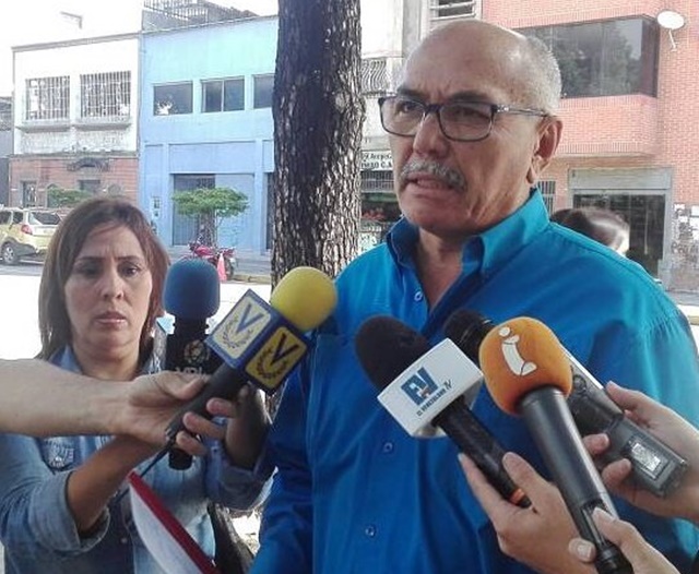 Ismael García denuncia a Diosdado en Fiscalía por difamación, injuria e instigación al odio