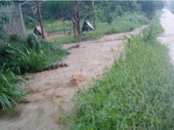 Quebrada La Niña en Sucre / Foto: @PCivil_Ve