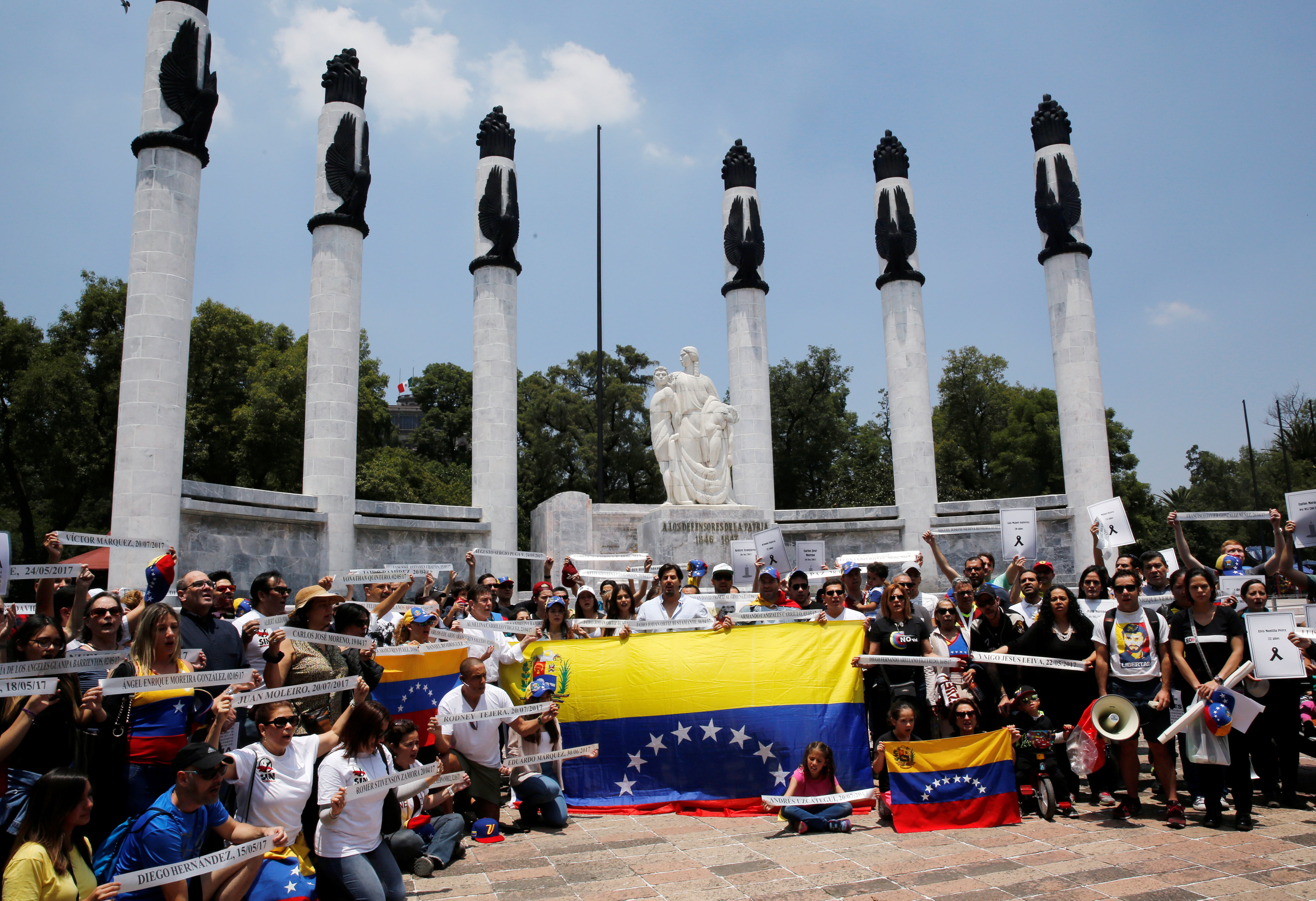 Venezolanos y varios Gobiernos rechazan en todo el mundo la Constituyente cubana