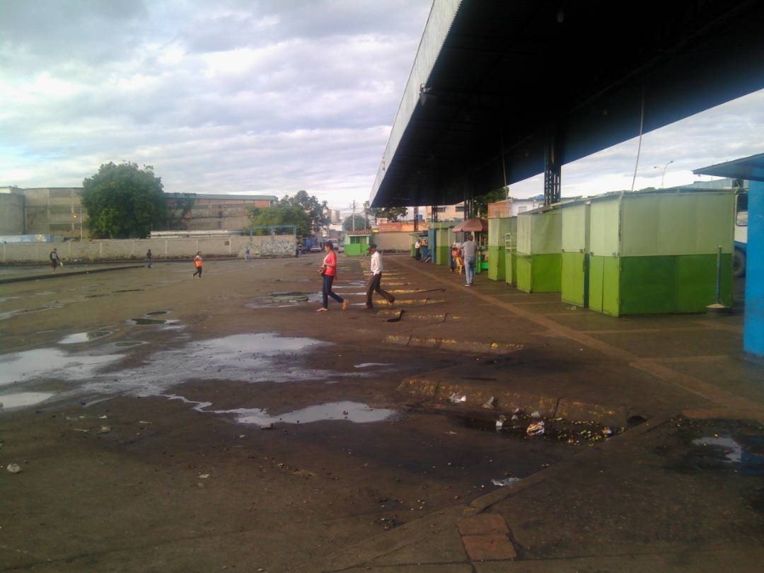 ¡Sin autobús! El terminal de Maracay #ParoNacional (Foto)