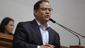 Carlos Valero: Mientras la burocracia siga robando, Venezuela no progresará