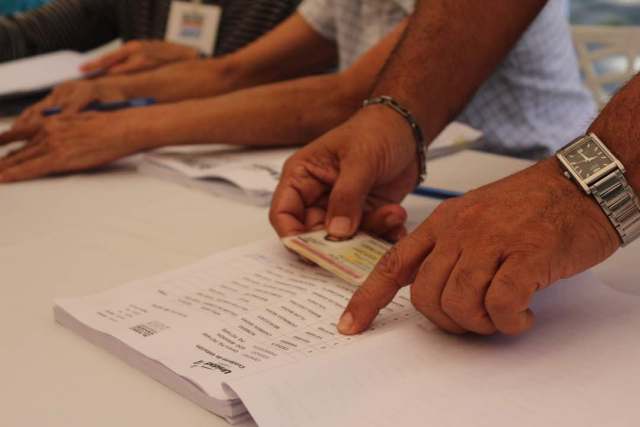 Cuaderno electoral para elecciones primarias de la MUD // FOTO: Will Jiménez -La Patilla