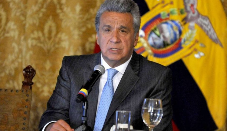 Presidente de Ecuador convoca referendo para suprimir reelección indefinida