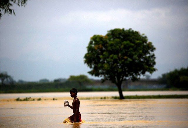 south-asia-flood-nepal-india-pakistan-bangladesh-109-59a920ab34592__880