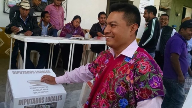 Un alcalde mexicano se subió a un escenario y dio un discurso completamente borracho (Foto: Infobae)