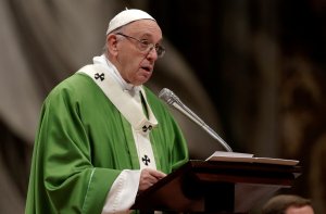 El Papa cierra su visita a Chile y Perú con dura condena a la corrupción