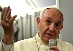 El Papa: La diplomacia vaticana debe recordar que la guerra solo trae muerte