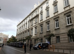 Fiscalía española pedirá detención de Puigdemont si viaja a Dinamarca