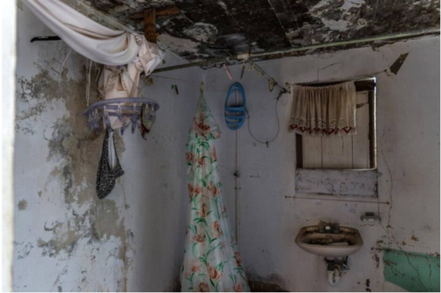 Una casa abandonada en la isla caribeña de Anguila, donde los clientes llevan a las mujeres. Belinda Soncini Especial para el Nuevo Herald
